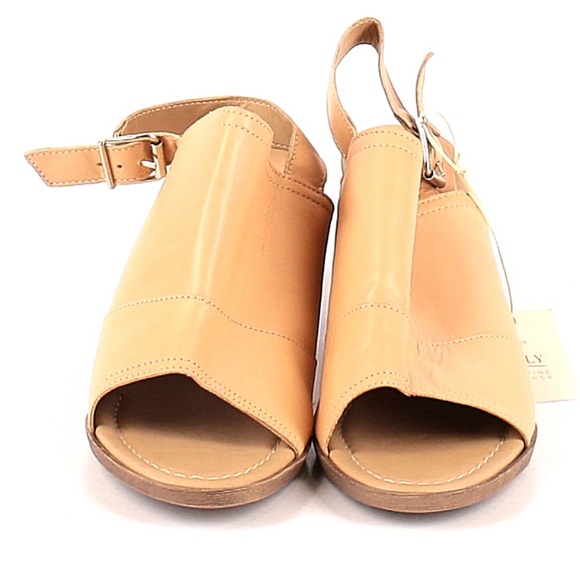 💕 Genuine Leather Light Tan Slingbacks 💕 - Picture 9 of 15